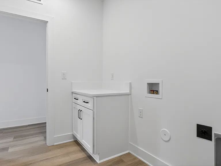 1311 Condon St — Photo 13