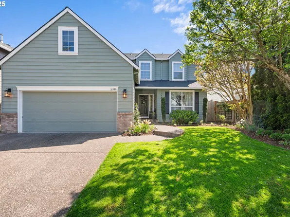16548 SW Willow Dr, Sherwood, OR 97140