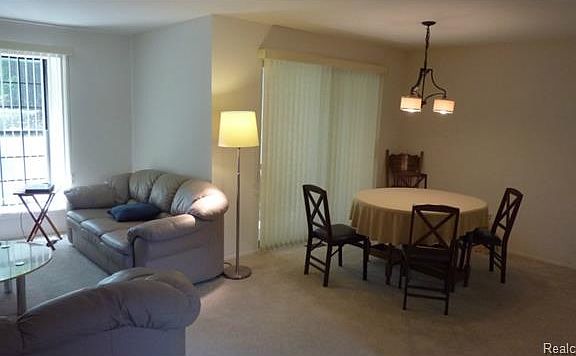 4th image of 36964 Dartmoor Dr #1