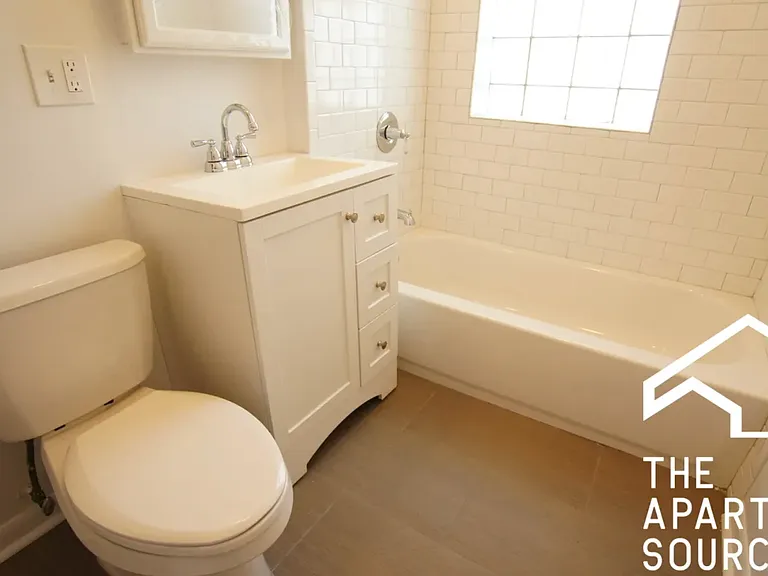 3331 W Schubert Ave #3 — Photo 8