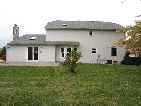 3rd image of 10111 Hounsdale Dr