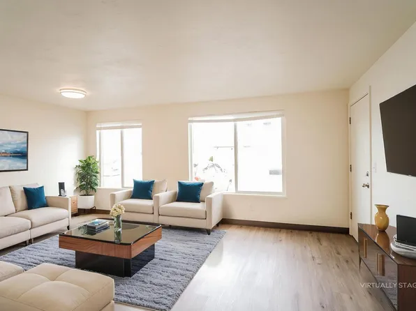 Brighton Park East Apartments