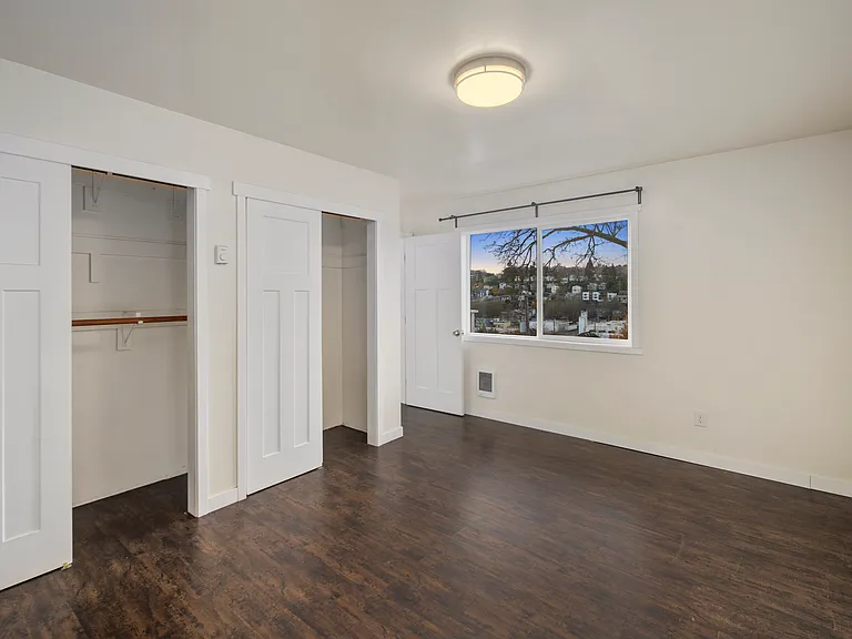 4028 38th Ave S — Photo 15