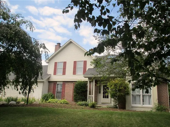 62 Old Country Ln, Fairport, NY 14450