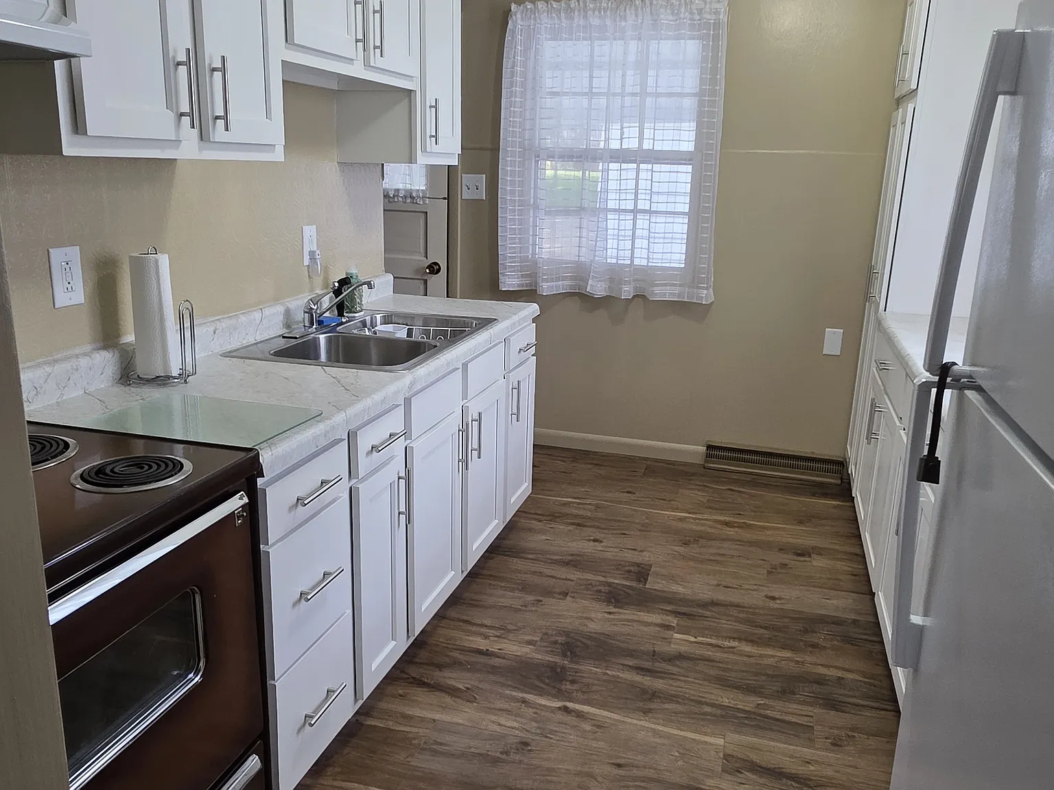 2 bed, 825 sqft, $1,500 — Photo 3