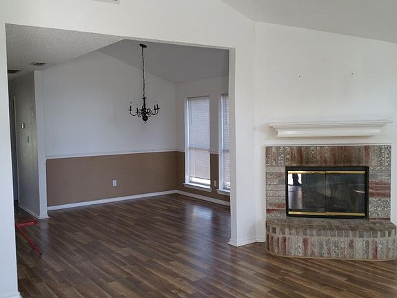 3rd image of 4229 Iris Ave
