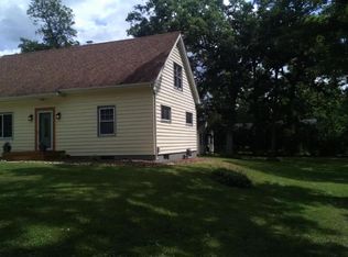 N9196 Juniper St, East Troy, WI