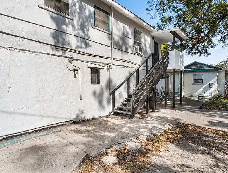 2 bed, 1.5 bath, 694 sqft, $1,550 — Photo 4
