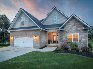 6 Cetona Ct, Anderson, SC 29621