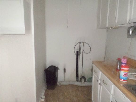 4th image of 705 Morrison Aly
