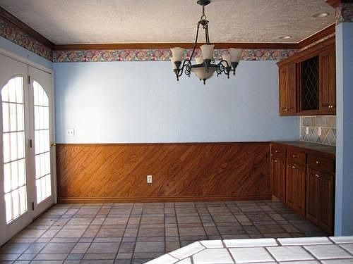 3rd image of 7108 Applewood Dr