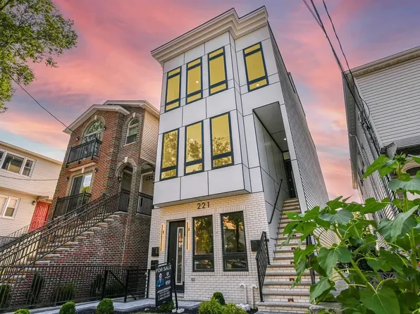 221 Columbia Ave, Jersey City, NJ