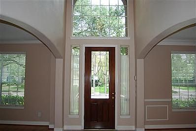 2nd image of 12 Twin Valley Dr