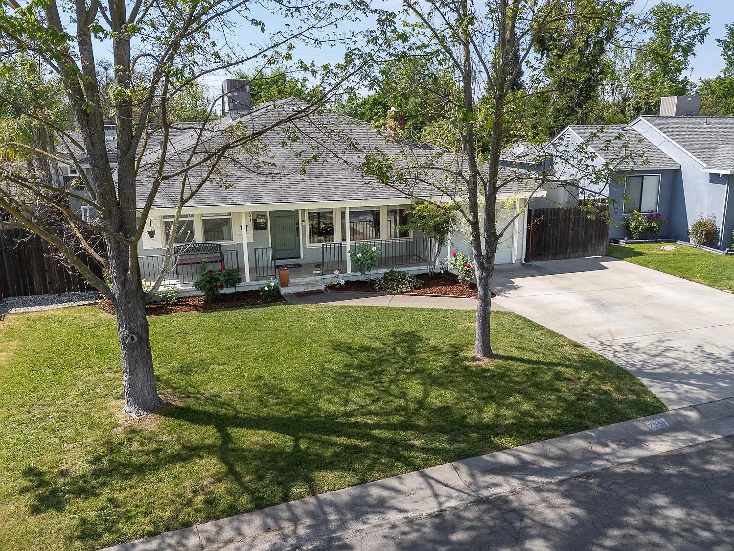 2551 Avalon Dr photo 1