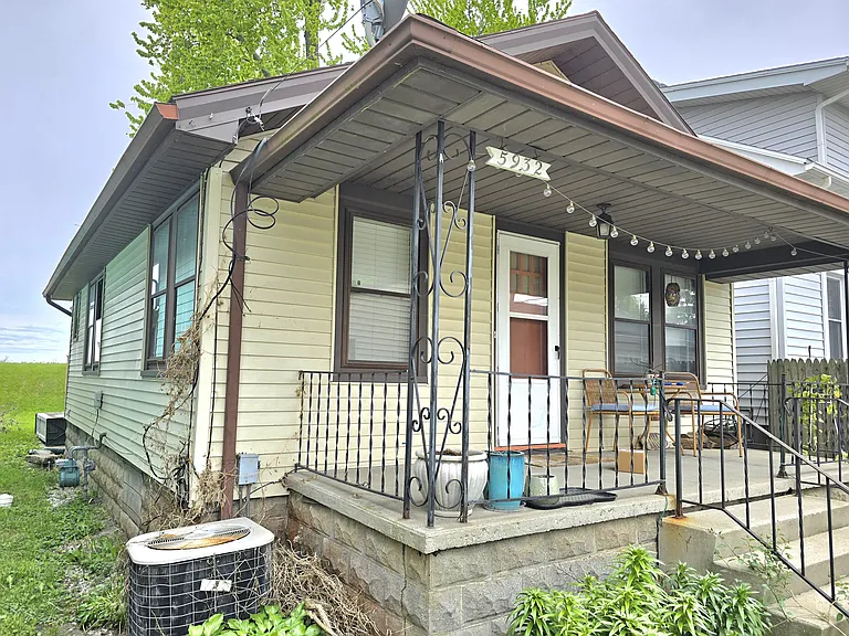 5932 Lakeside Ave — Photo 4