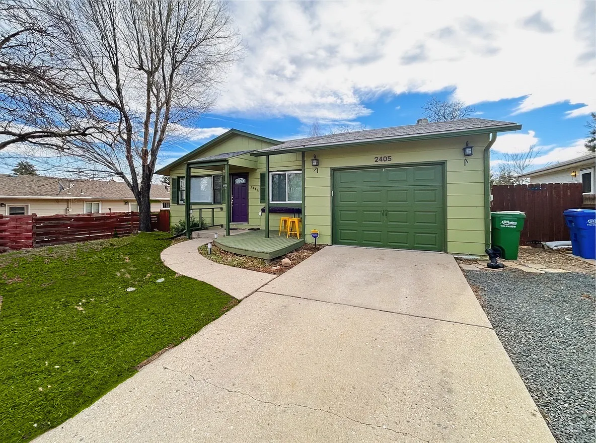2405 W Elizabeth St — Photo 4