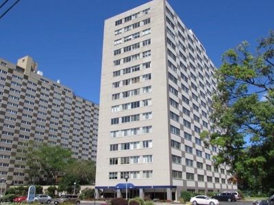12520 Edgewater Dr APT 802, Lakewood, OH, 44107