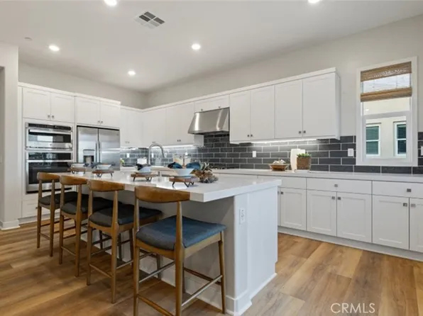 27227 Diamond Peak Ln #302, Valencia, CA 91381