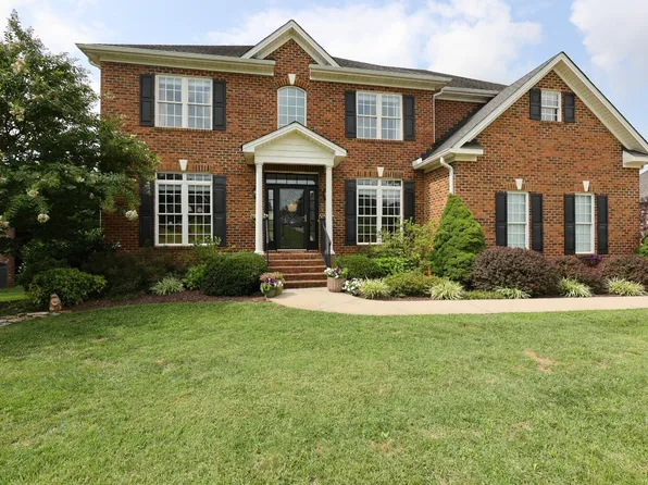 2335 Colby Dr, Forest, VA 24551