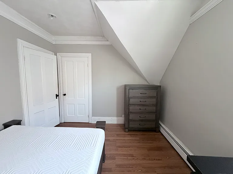 61 E Manning St #3 — Photo 8