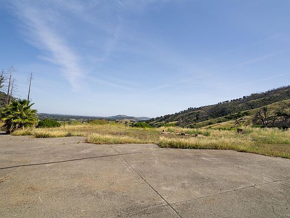 4th image of 6939 La Vera Court