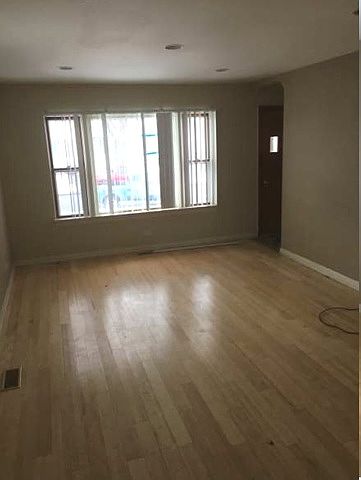 2nd image of 4221 Wenonah Ave
