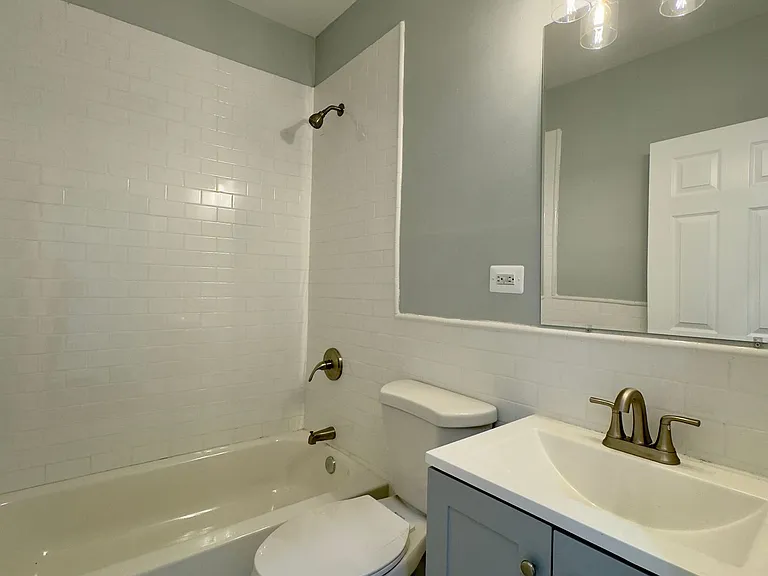 10 E Mulberry St — Photo 31