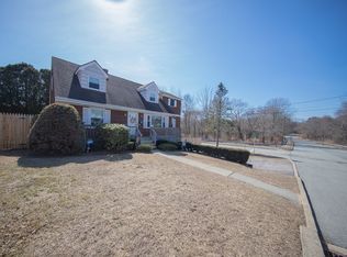 78 Longview St, Waterford, CT 06385