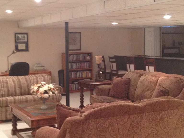 19053 Alsie Dr — Photo 11