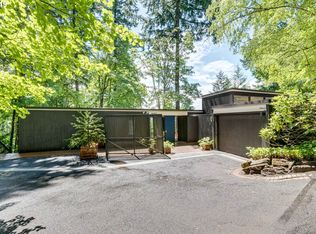 4440 SW Hillside Dr, Portland, OR 97221