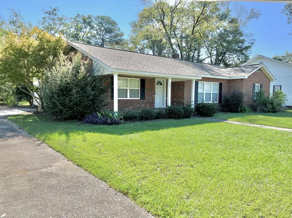 307 S 2nd Ave, Hartford, AL 36344