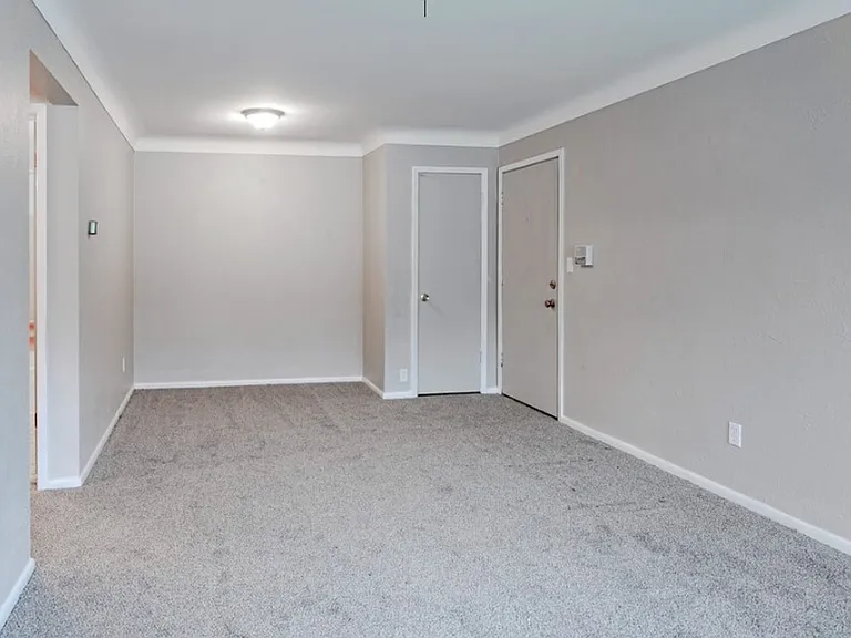 166 McCarrons Blvd N #161 — Photo 8