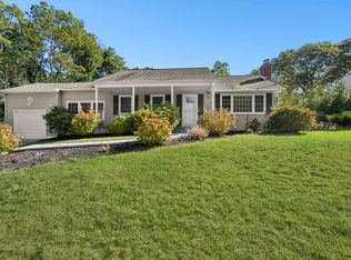 10 Bittersweet Ave S, Hampton Bays, NY 11946