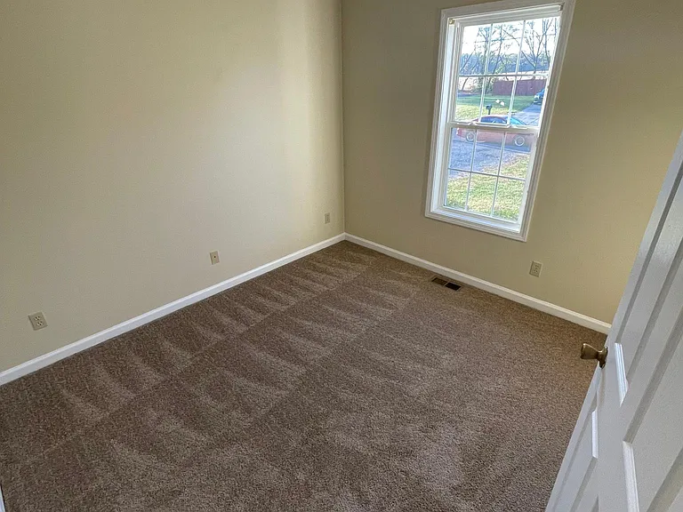 3235 S Senseney Cir — Photo 12
