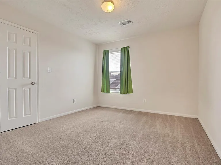 146 Horn Ct — Photo 22