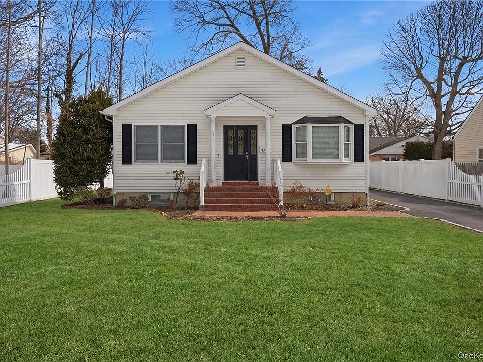 1st image of 43 Ridgeway Boulevard