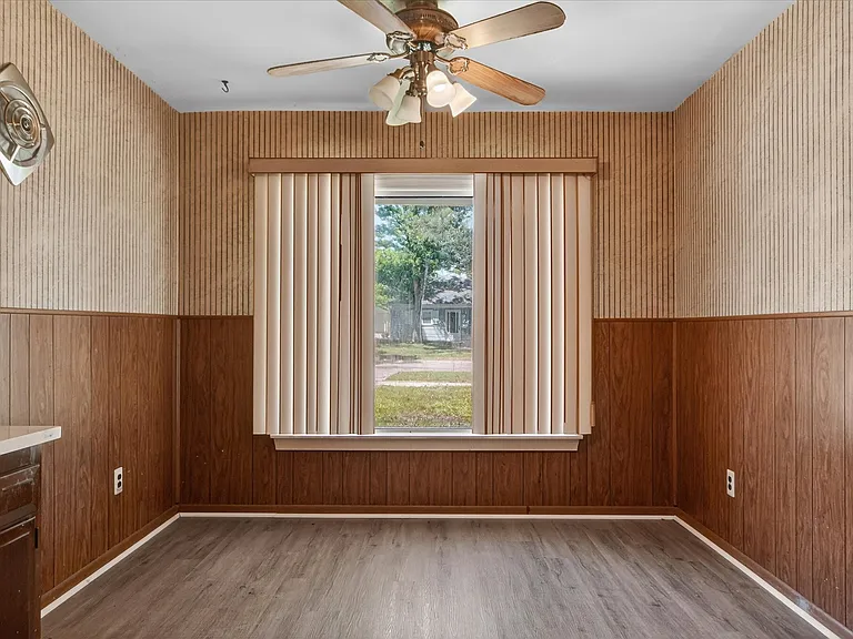 7420 Drexel St — Photo 19