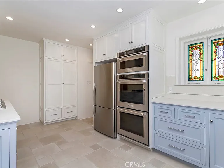 1332 Pearl St — Photo 13