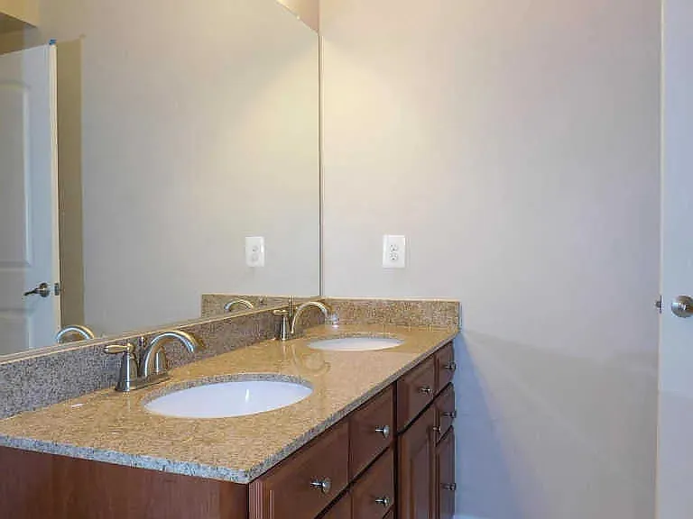 8066 Westside Blvd — Photo 7