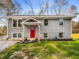 2831 Spruce Point Rd, Atlanta, GA 30349