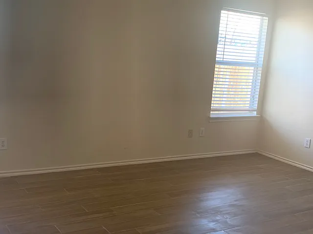 716 Mistymoor Ln — Photo 13