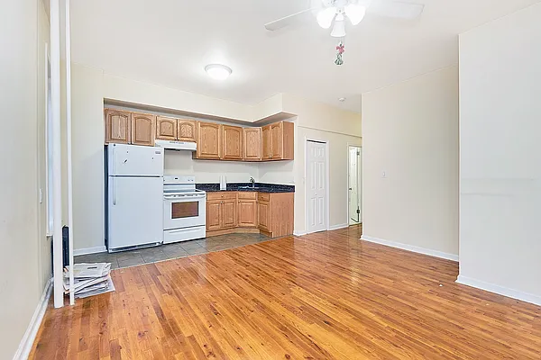 Rented by Compass | media 13