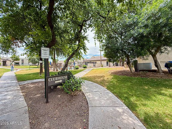 2nd image of 3825 E CAMELBACK Road #215