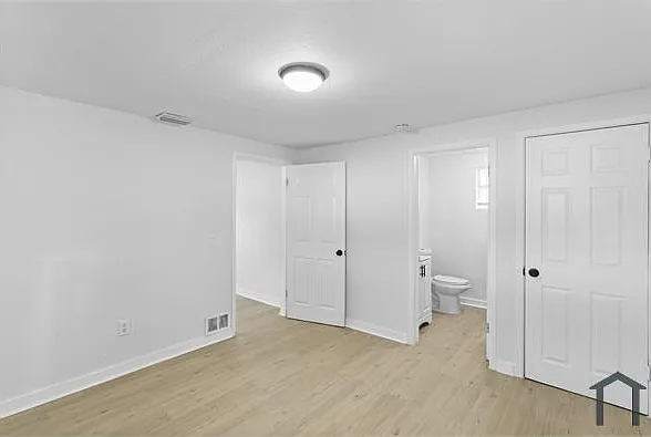 2518 5th St S #A — Photo 3