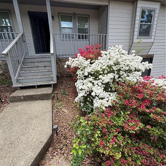 325 Little Rock Ct — Photo 1