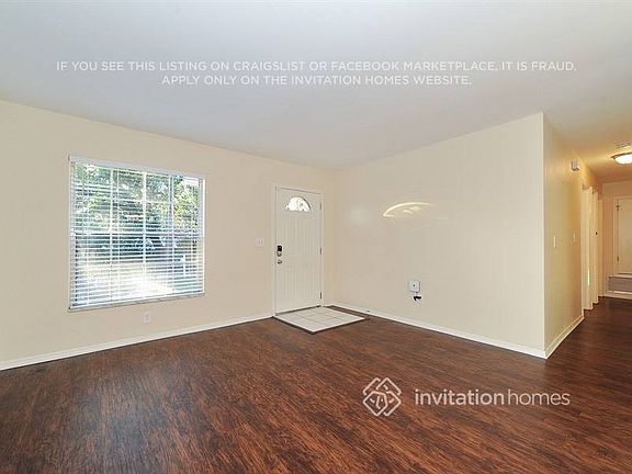 3rd image of 3012 E Waters Ave