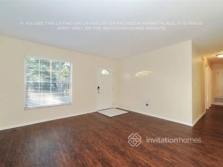 3012 E Waters Ave — Photo 3