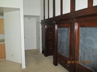 42 Rochester St APT 15, Bergen, NY 14416