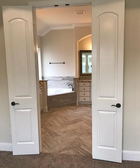 3750 Pinebrook Hollow Ln — Photo 10