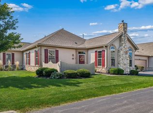 8848 Linksway Dr, Powell, OH 43065